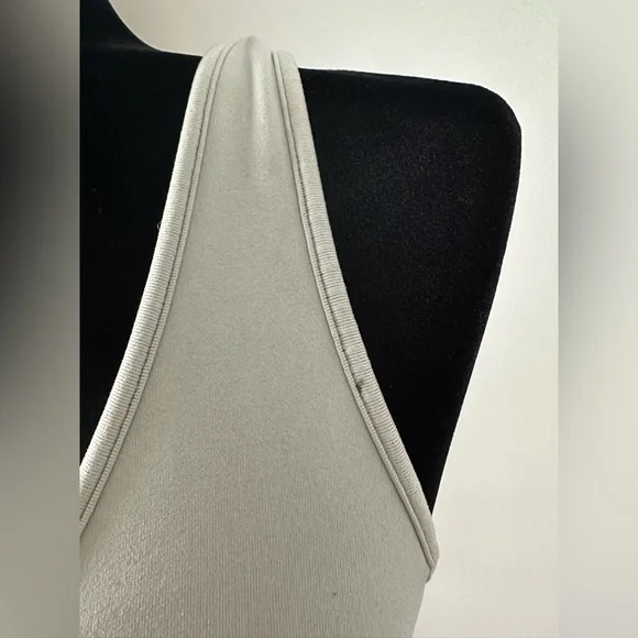 ALO Yoga -  Ruched Bralette - Picture 4 of 7